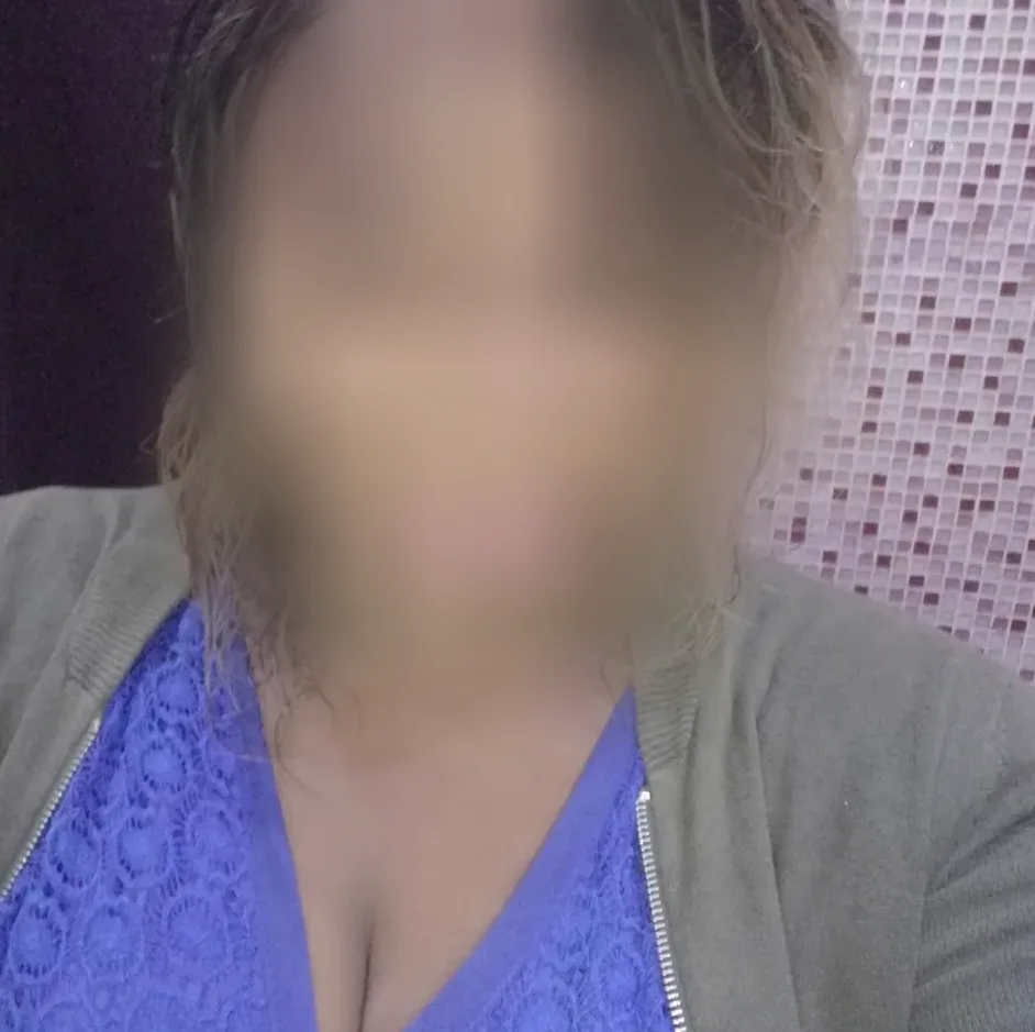 Anja, 27